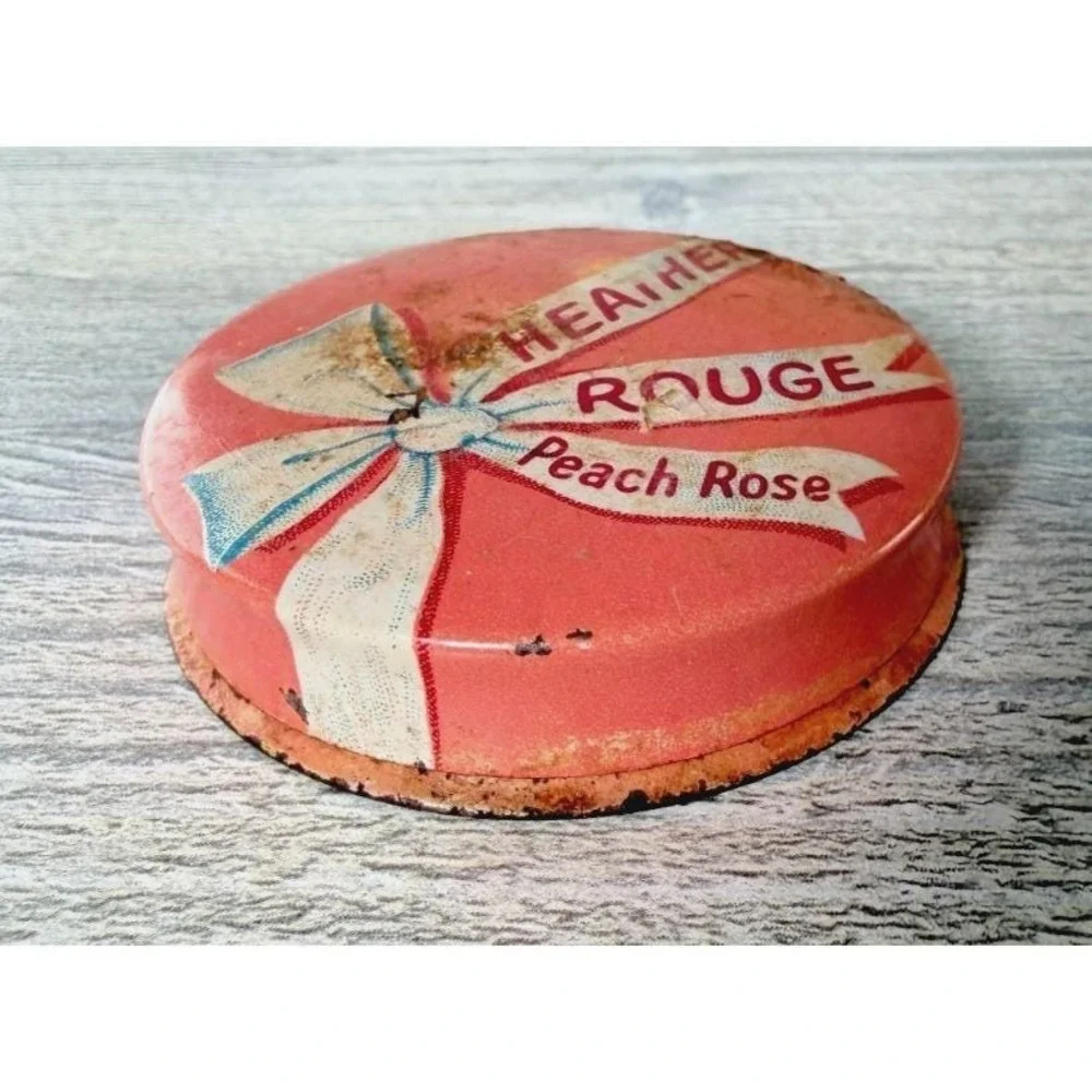 Heather Rouge Peach Rose Tin W/Puff Whitehall Laboratories Company New York USA